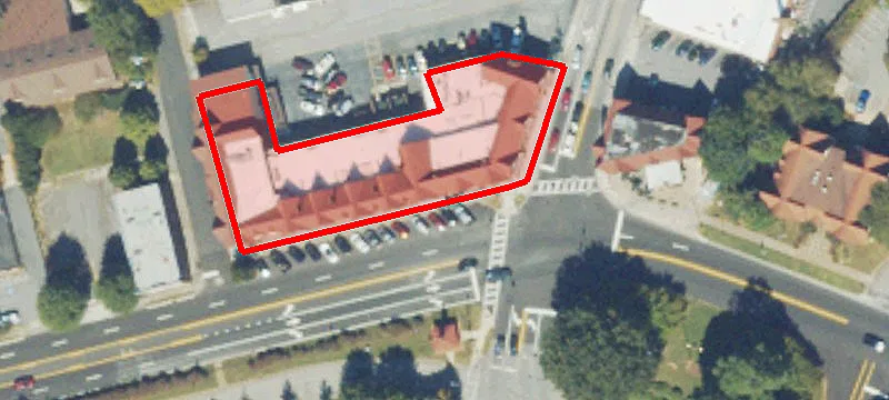122 Avondale Rd