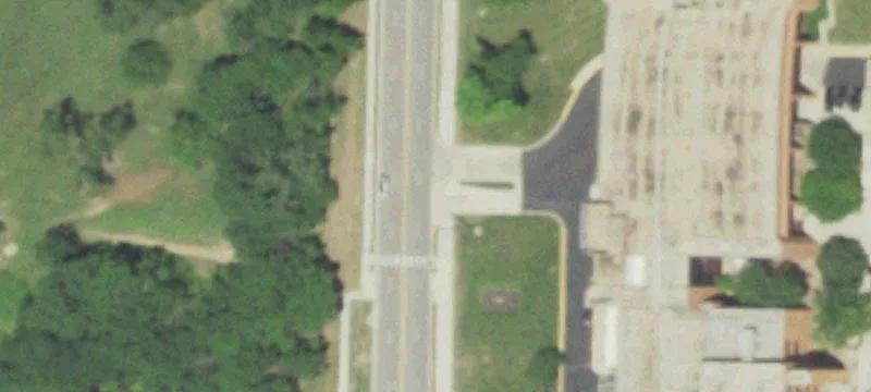 3301-3315 Oak Trfy