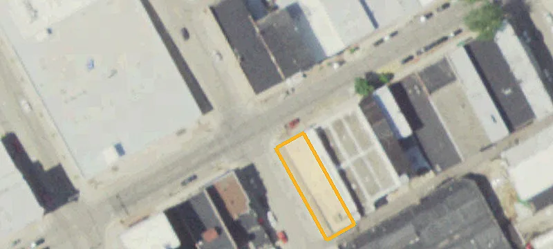 28 Main St