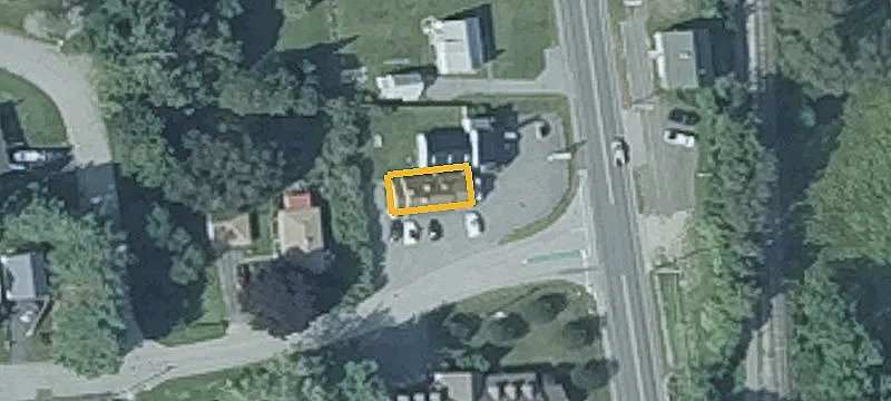 498 Maine Ave