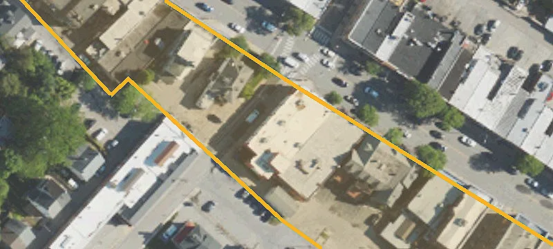 850 Lancaster Ave