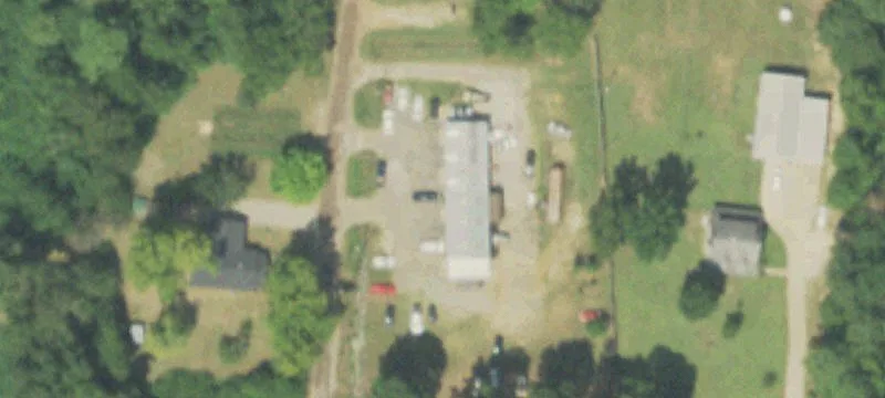 1011 Redbud St