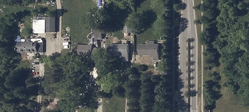 4999-5035 Center Rd