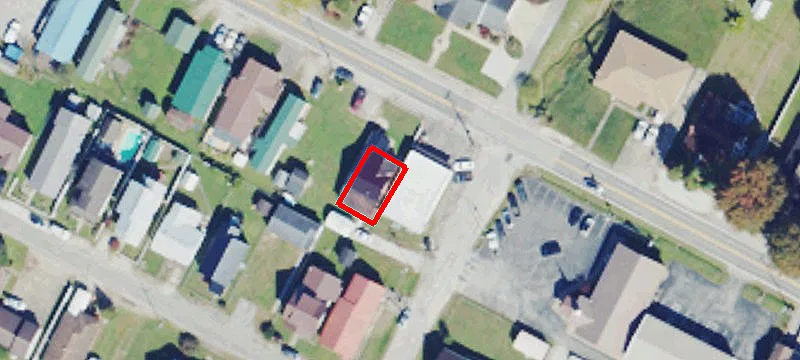 302 Riverside Dr