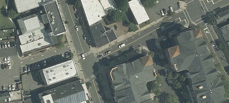 Elizabeth Ave
