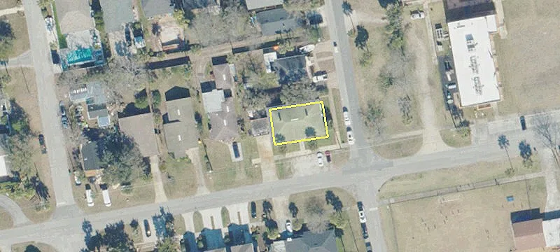 605 2Nd Ave