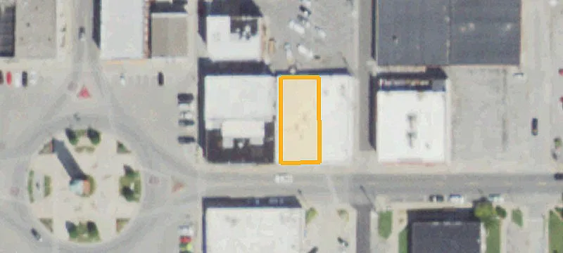 112 Main St