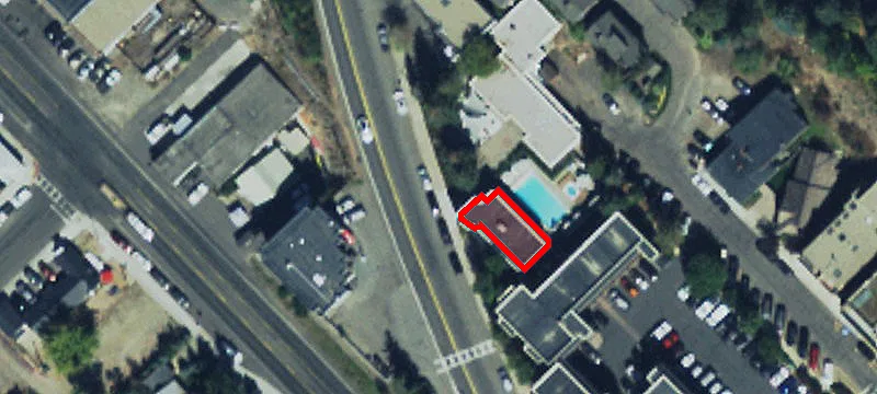 600 Main St