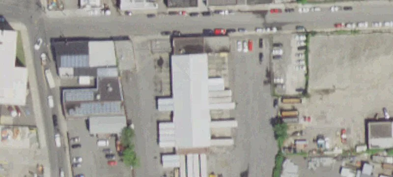 12 Dock St