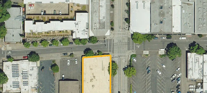 245 8Th Ave