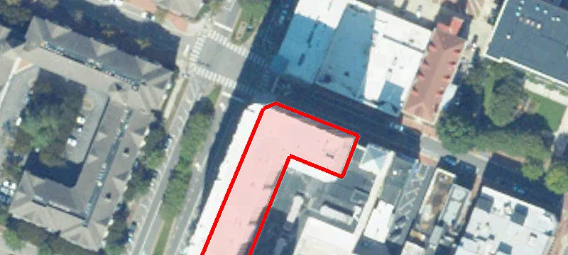 123 College Pl