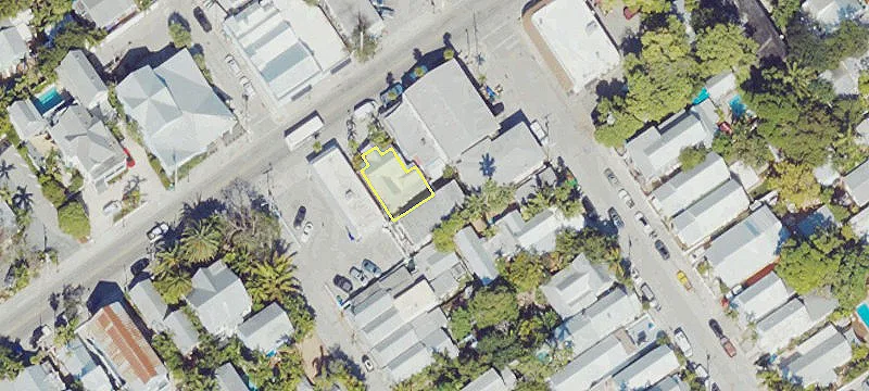 928 Truman Ave