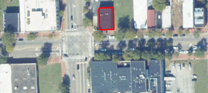 728 High St