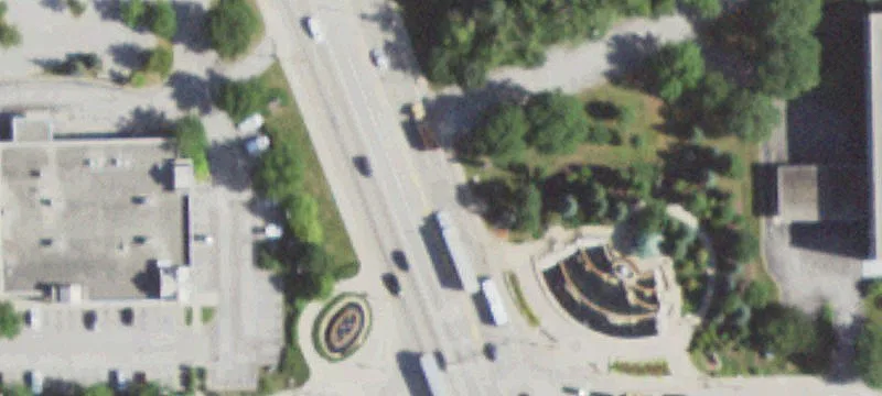 10 Milwaukee Ave
