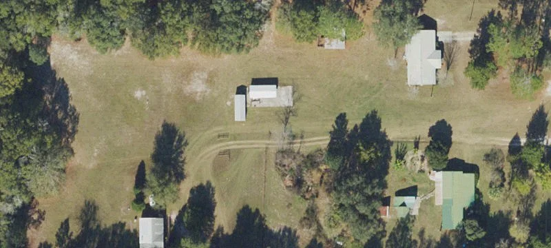 21853 Magnolia Dr