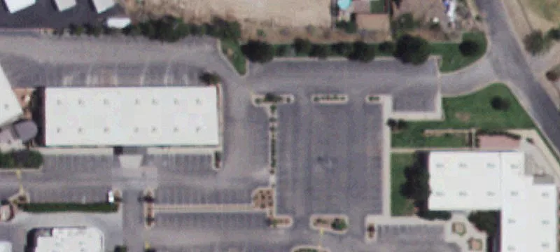 1290 Country Club Rd