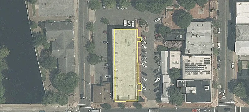 10 Main St