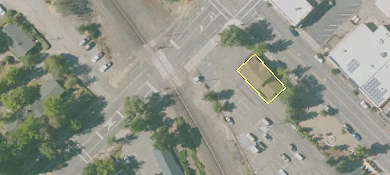 415 Mount Shasta Blvd