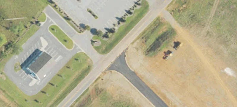 100 Oakland Xing Dr
