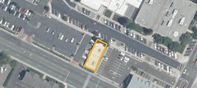 1621 Hwy 395