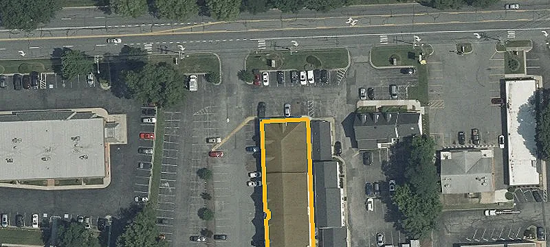 2135 Defense Hwy
