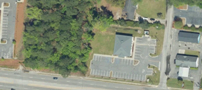 609 2Nd Loop Rd