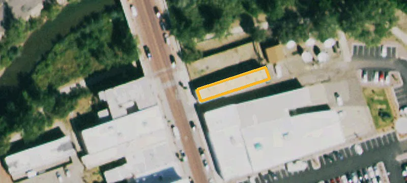 443 Commercial St