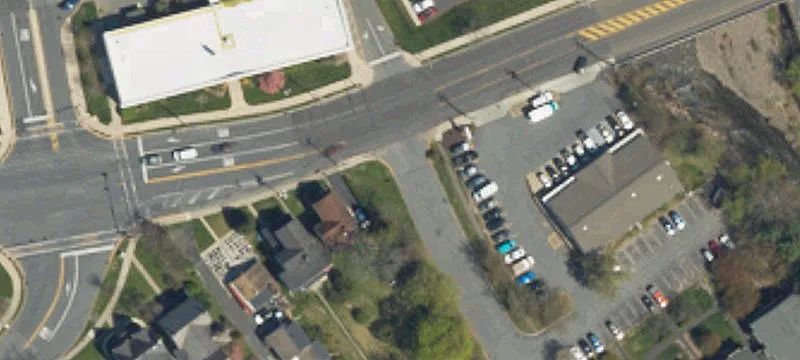 625 Main St