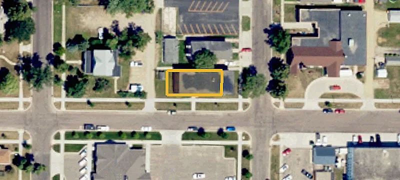 504 3Rd Ave
