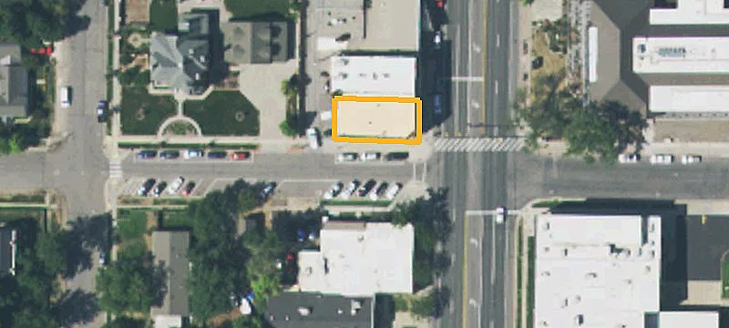 2 Center St