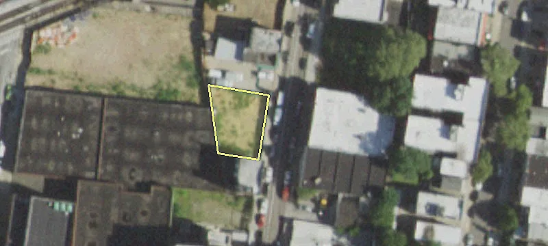 43-20 52Nd St