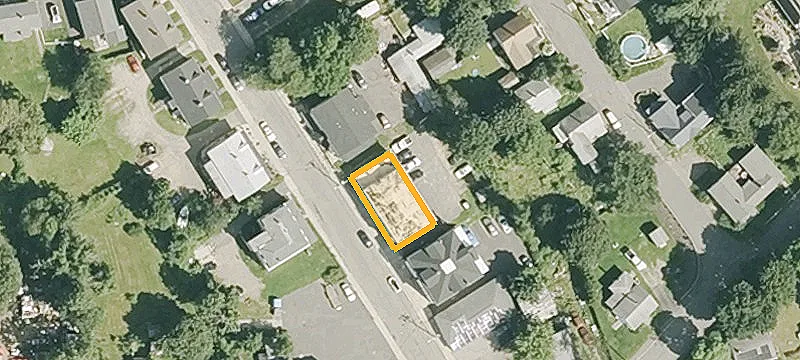 24 St