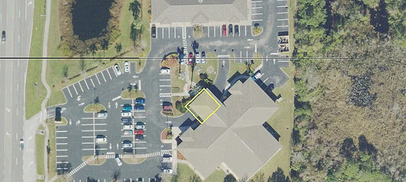 391 Commerce Pkwy