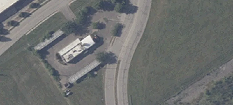 1000 Woodstock Dr