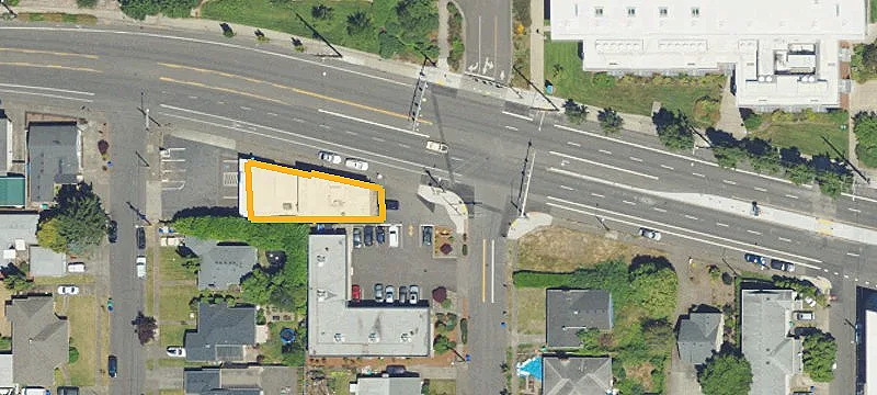7910-7916 Division St