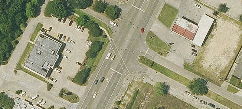 Pontchartrain Dr @ Weschester
