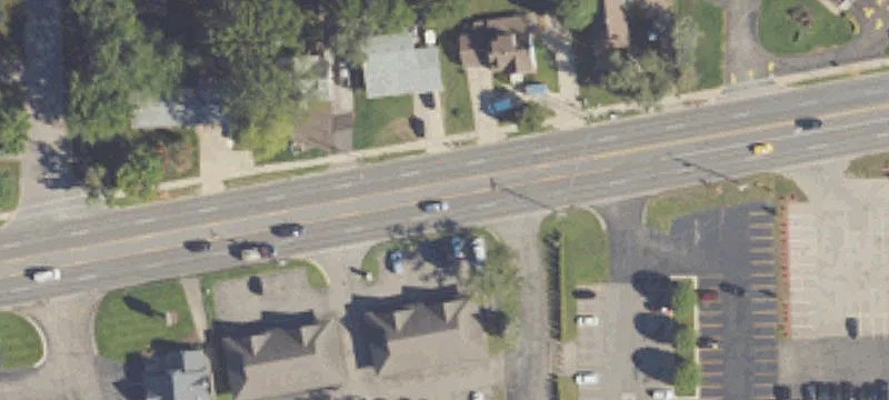76 Lakewood Blvd