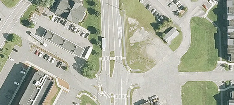 65 River Rd