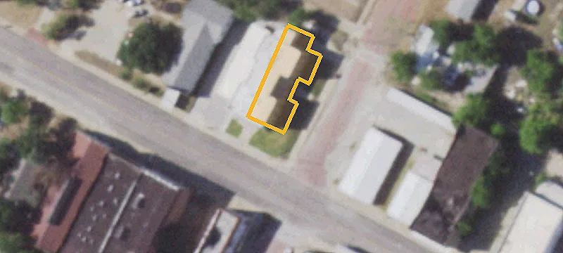 400 Main St