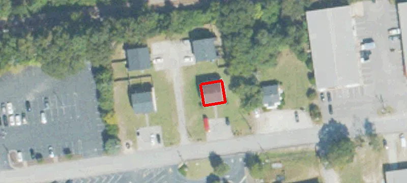 3909 Roberts Rd