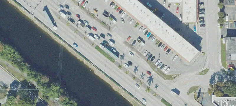 1561 Okeechobee Rd