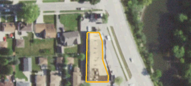 1926-1992 River Rd