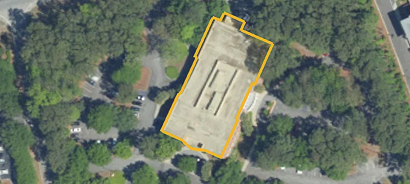 570 Long Point Rd