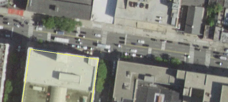 30-35 Thomson Ave