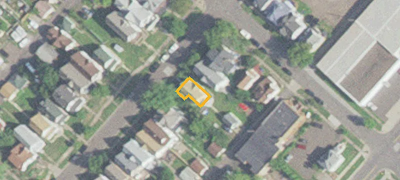 2222- 2Nd St
