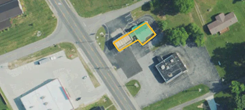 470 Main St