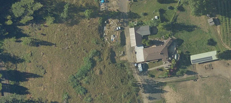 1329 Larson Rd