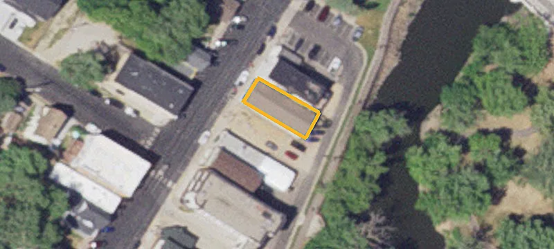 130 Lewis Ave