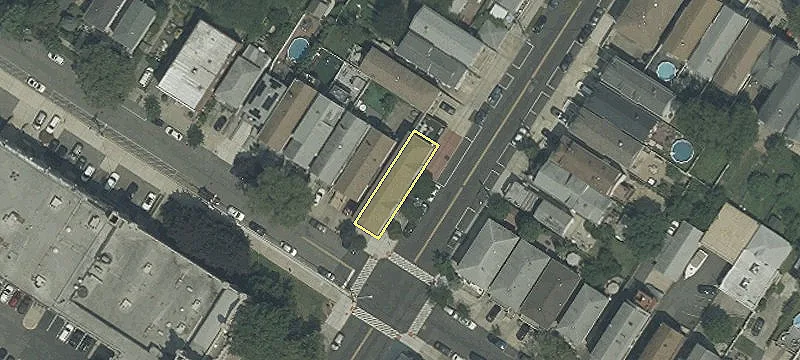 687 Avenue A