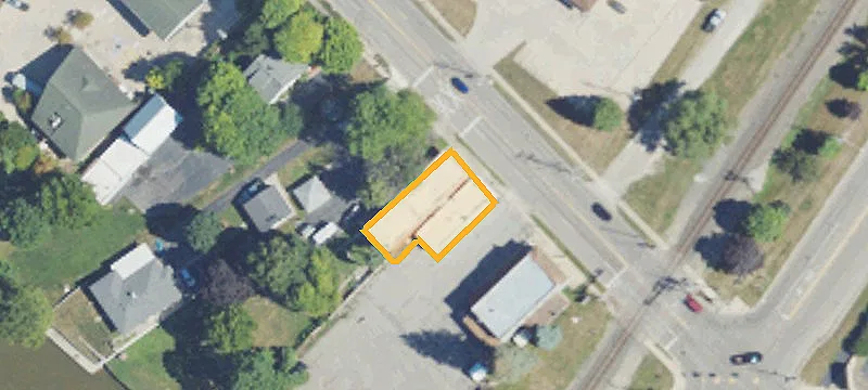 22421 Huron River Dr
